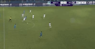 叶辰点点头，笑道：说起来你可能不信，这个万龙殿的殿主，竟然还是你的老熟人。